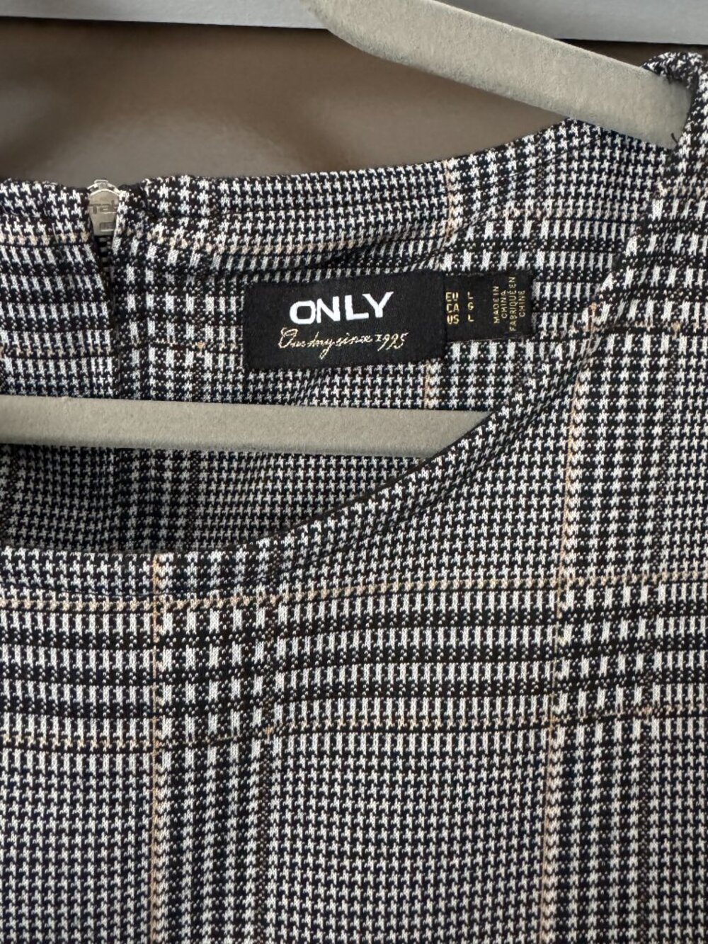 Checkered Dress - Picture 3 of 6